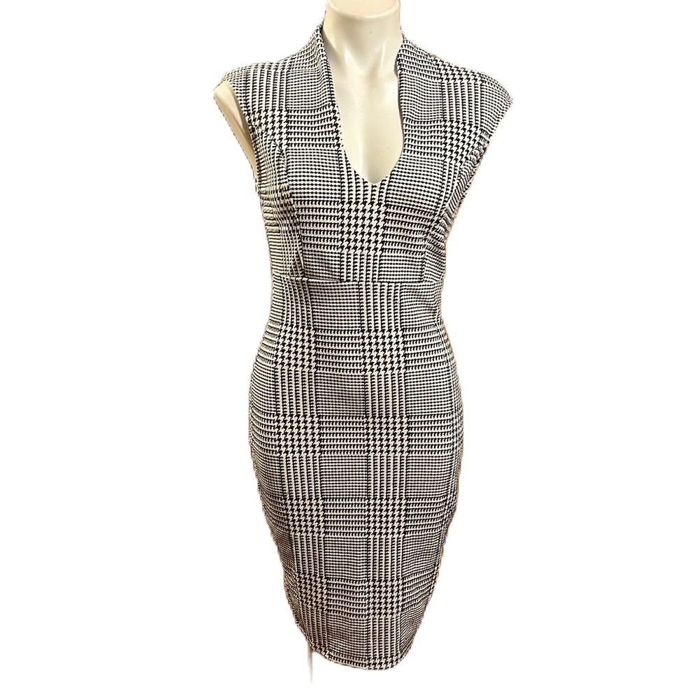 Donnee Par Dieu Black and White stretchy houndstooth Dress